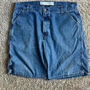 Vintage Arizona Denim
Jeans Jorts
Waist 38